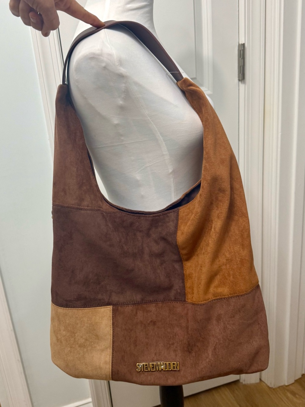 Steve Madden BCarey Patchwork Hobo & Crossbody Bag Set - Picture 4 of 14